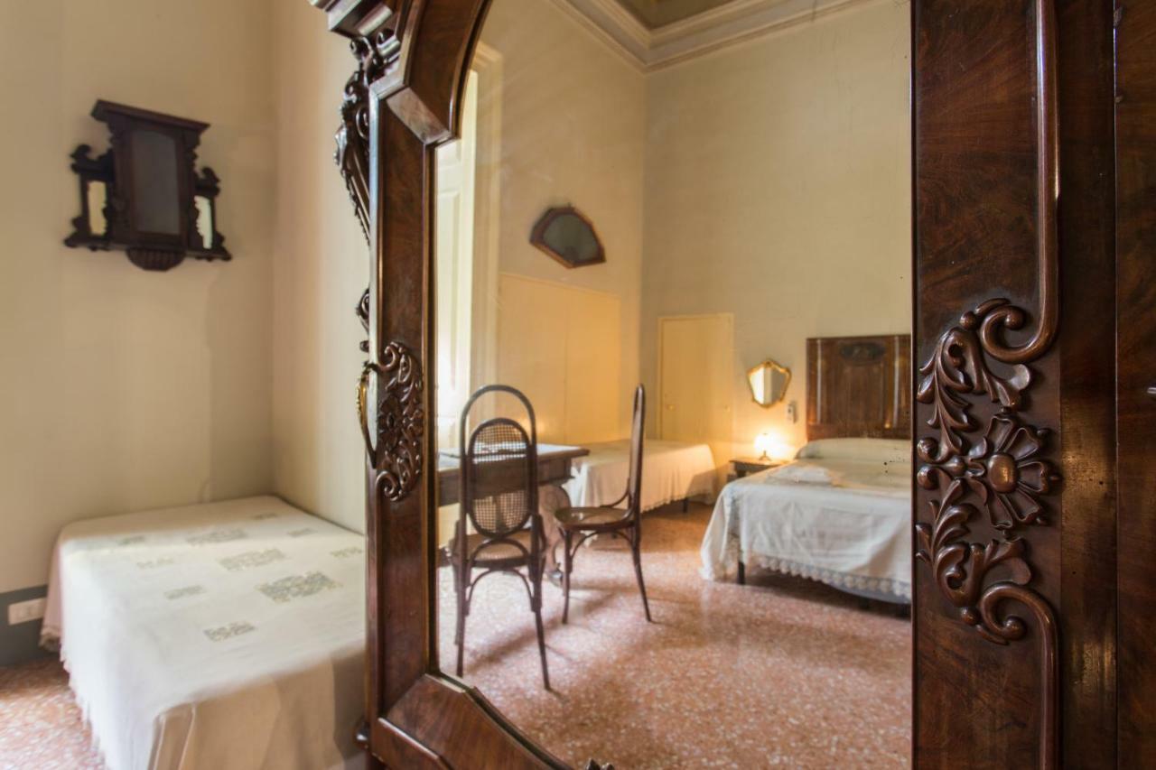 Palazzo Leuzzi B&B Galatone Ngoại thất bức ảnh