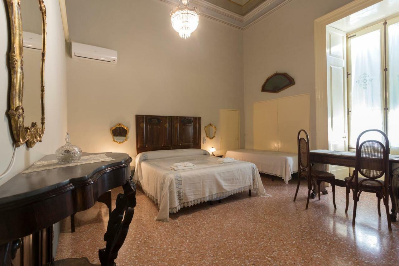 Palazzo Leuzzi B&B Galatone Ngoại thất bức ảnh